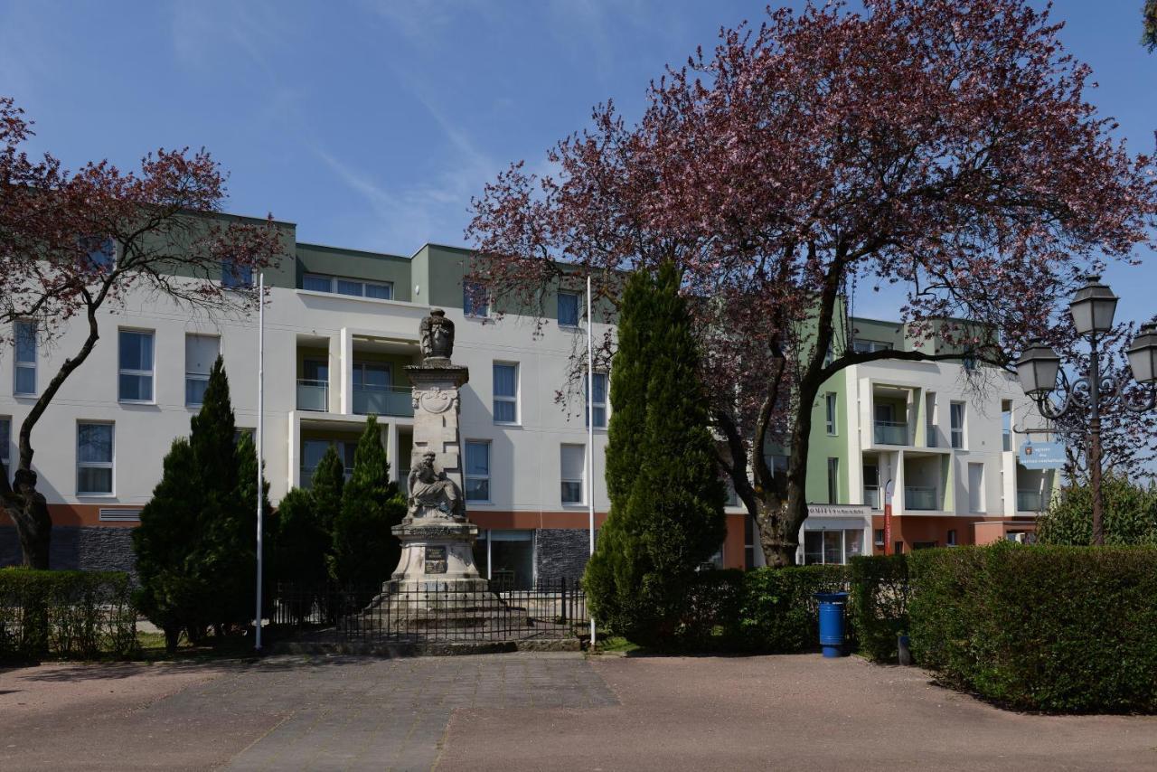 Domitys La Rose Du Beffroi Aparthotel Maizieres-les-Metz Exterior photo
